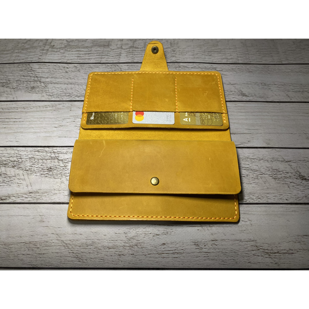 Кожаное портмоне Legacy Crazy Horse желтое