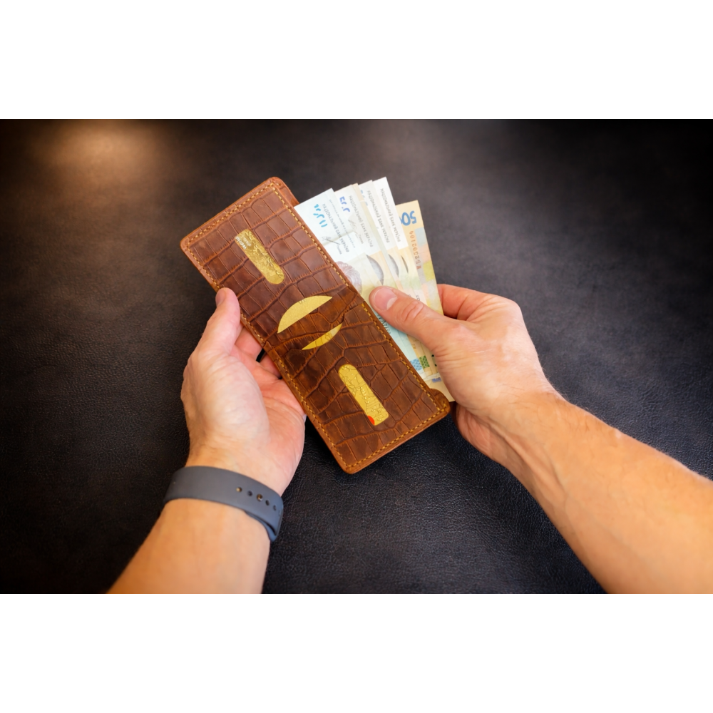 Мужской кожаный кошелек коричневый Crazy Horse под крокодила